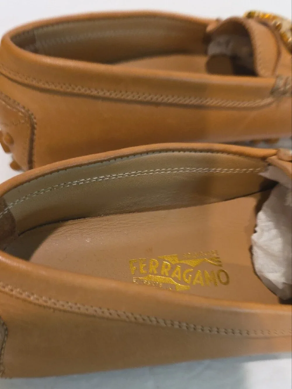 Ferragamo Tan Leather Driving Loafers with Gold Hardware Size 27